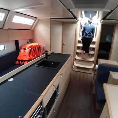 Saffredi Botel Trogir