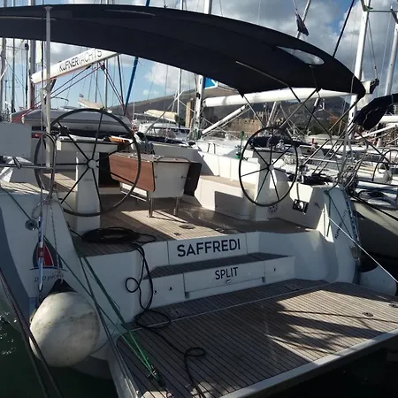 Botel Saffredi *